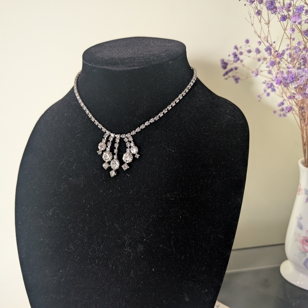 Vintage Rhinestone Silver Necklace